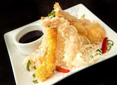 La Susheria Rolls And Wok