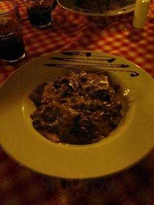 A Tavola Trattoria Lounge