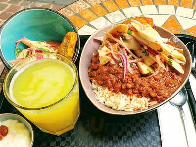 Restaurant Ecuatoriano 8