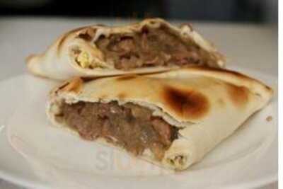 La Divina Empanada