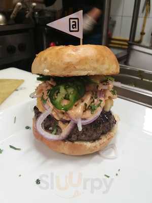 Sótano Coffee & Brunch