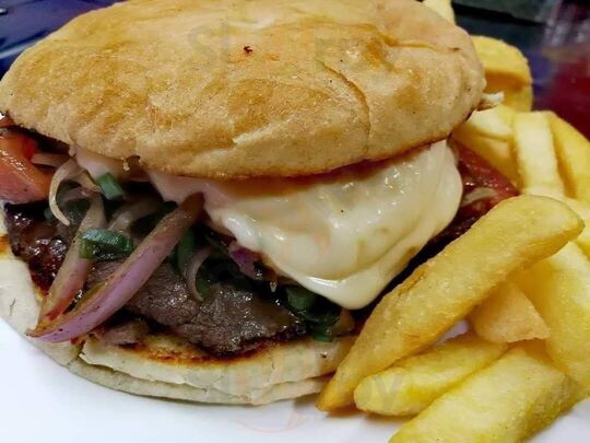 Sanguchería Otra Cosa