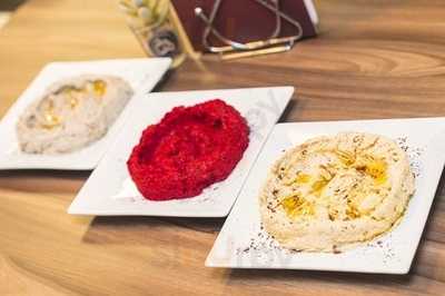 Moha Comida Libanesa, Cafe Arabe