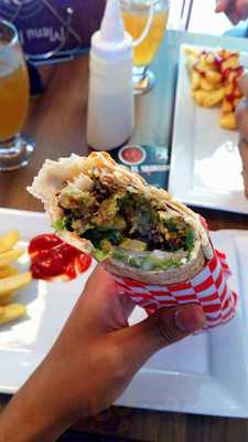 Moha Comida Libanesa, Cafe Arabe