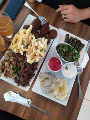 Moha Comida Libanesa, Cafe Arabe