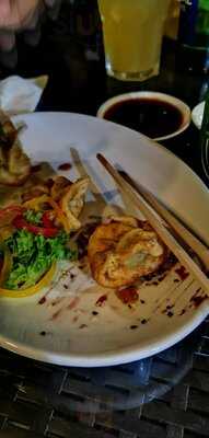 Natei Bar Sushi Lounge