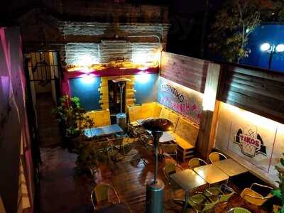 Autentiko French Takos