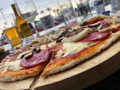 Fontana Beach Restaurant