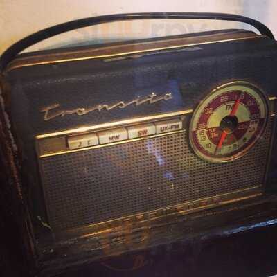 Enhebro Cervezas Y Empanadas