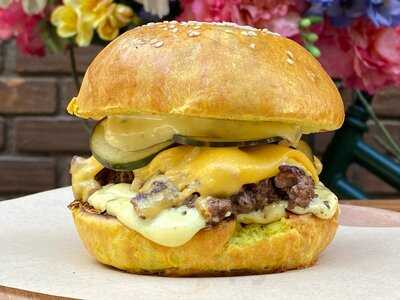 Juliette Emporio & Café