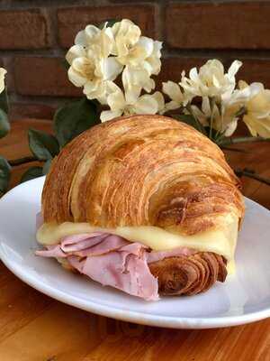 Juliette Emporio & Café