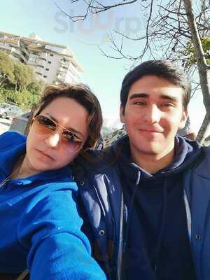 Carrubo Pizzas & Empanadas