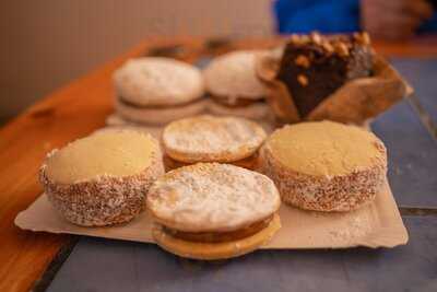 Comida Rica, Sana Y Con Identidad Donde Juana