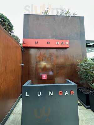 Luna Bar