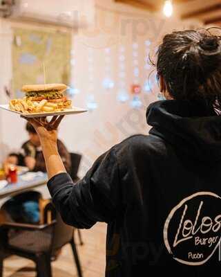 Lolos Burger Pucon