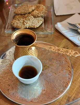 Amira ~ Cafeteria Cultural Palestina