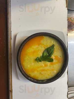 Lavegne Restobar Y Centro De Eventos