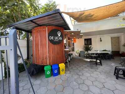 De Licia Cafe