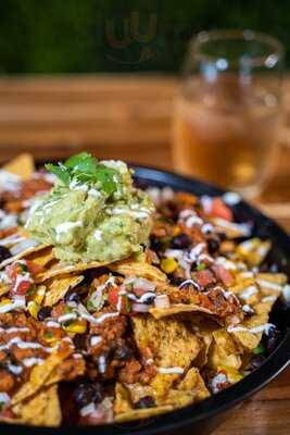 Savanna’s Restobar