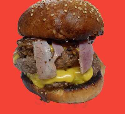 Chelos Burger & Pizzas