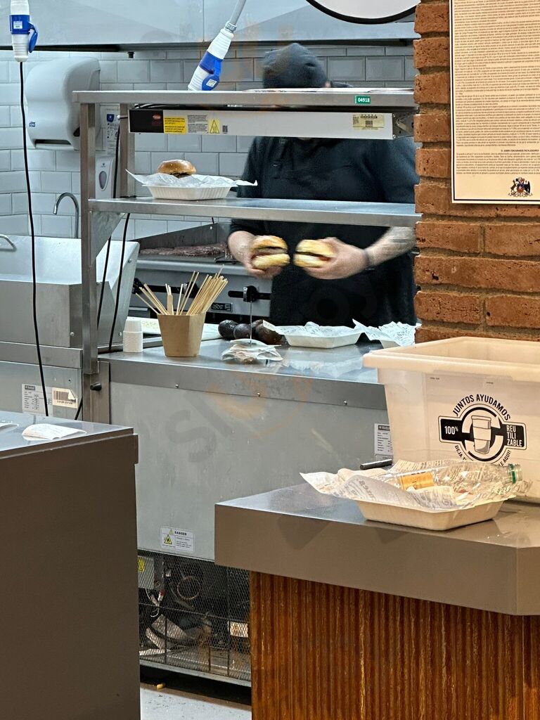 Uncle Fletch  - Pudahuel Santiago