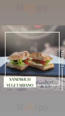 Cafetería & Helafería Fusiónx8