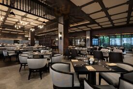 贵阳安纳塔拉度假酒店梵净西餐厅