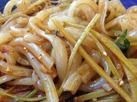 镜泊湖酒家(金鼎店)