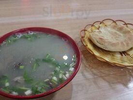 纪游子老鸭血粉丝汤
