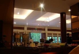 南山休闲会馆餐厅