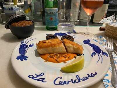 La Pescaderia Ceviches & Piqueos
