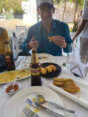 La Pescaderia Ceviches & Piqueos