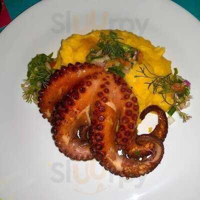 Malagana Café & Bar