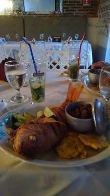 Convencion Restaurante Cafe Bar