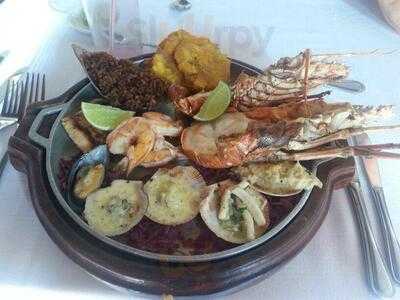 Restaurante Fuerte Del Pastelillo- Club De Pesca