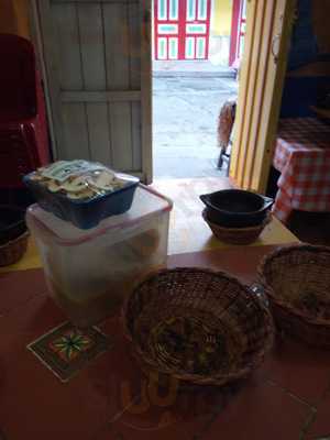 Photo 4
