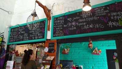 Pao Pizza Bakery Cafe