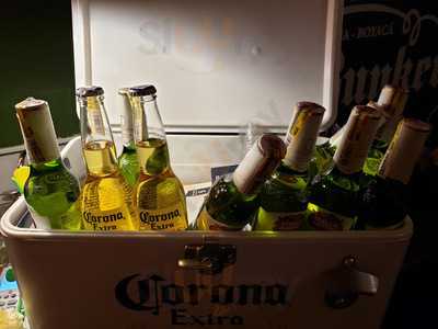 El Bunker Alitas & Costillas