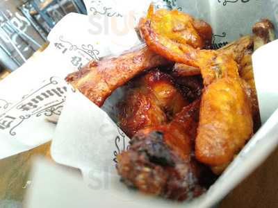 El Bunker Alitas & Costillas