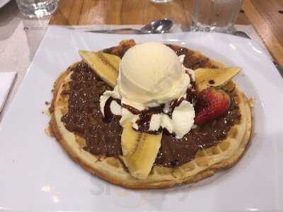 Crepes & Waffles