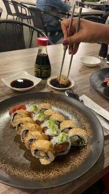 Sushi Lounge Cocina Fusion