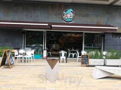 Coffee Wave & Bakery