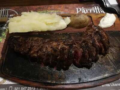 La Parrilla Libanesa