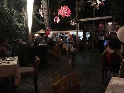 Faro El Solar Trattoria