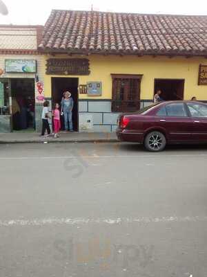 Photo 4