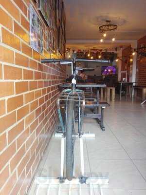 Photo 4
