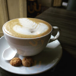 Cafe 1982