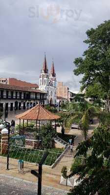 Photo 2