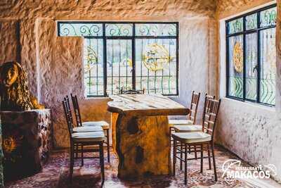 Restaurante Makacos