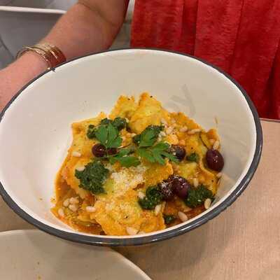 Macarroni's L'arte Della Pasta Fresca